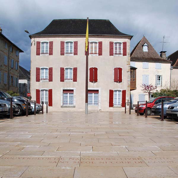 vignette-place-navarrenx